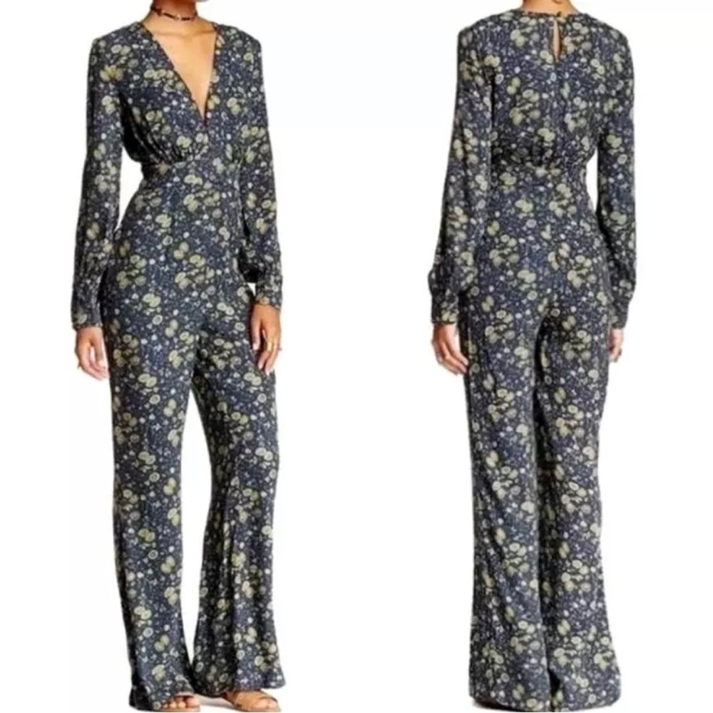 Free People Some Like it Hot Jumpsuit Floral Midnight Combo Size 2 Flare Boho